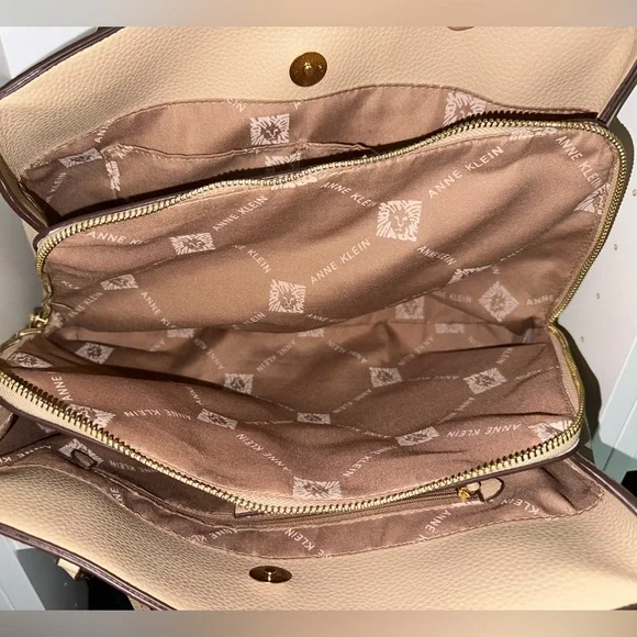 NWOT Anne Klein Purse - Picture 7 of 10